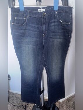 Levi's Women's Bootcut Jeans in Dark Blue